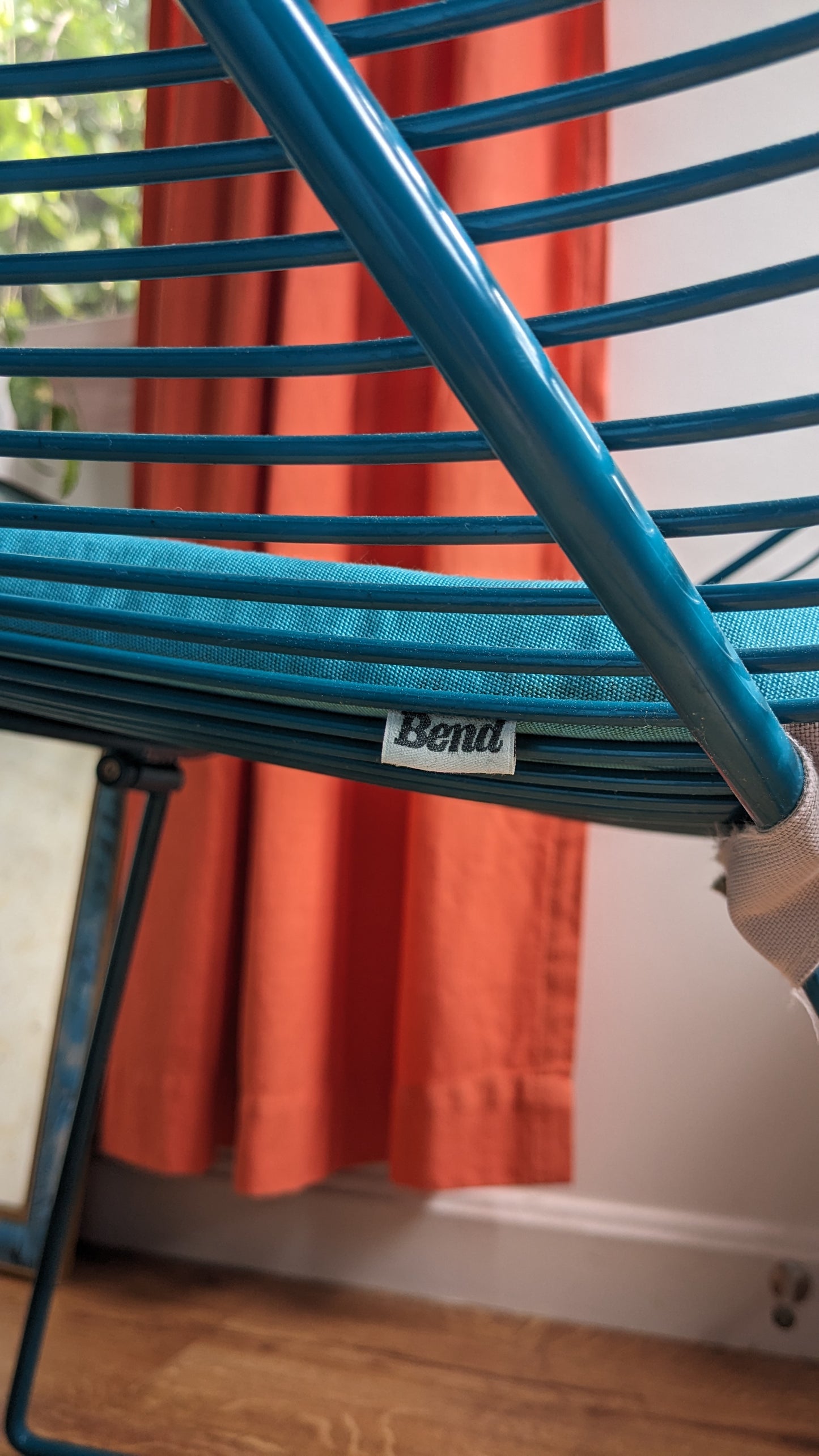 Turquoise Bend Wire Chair