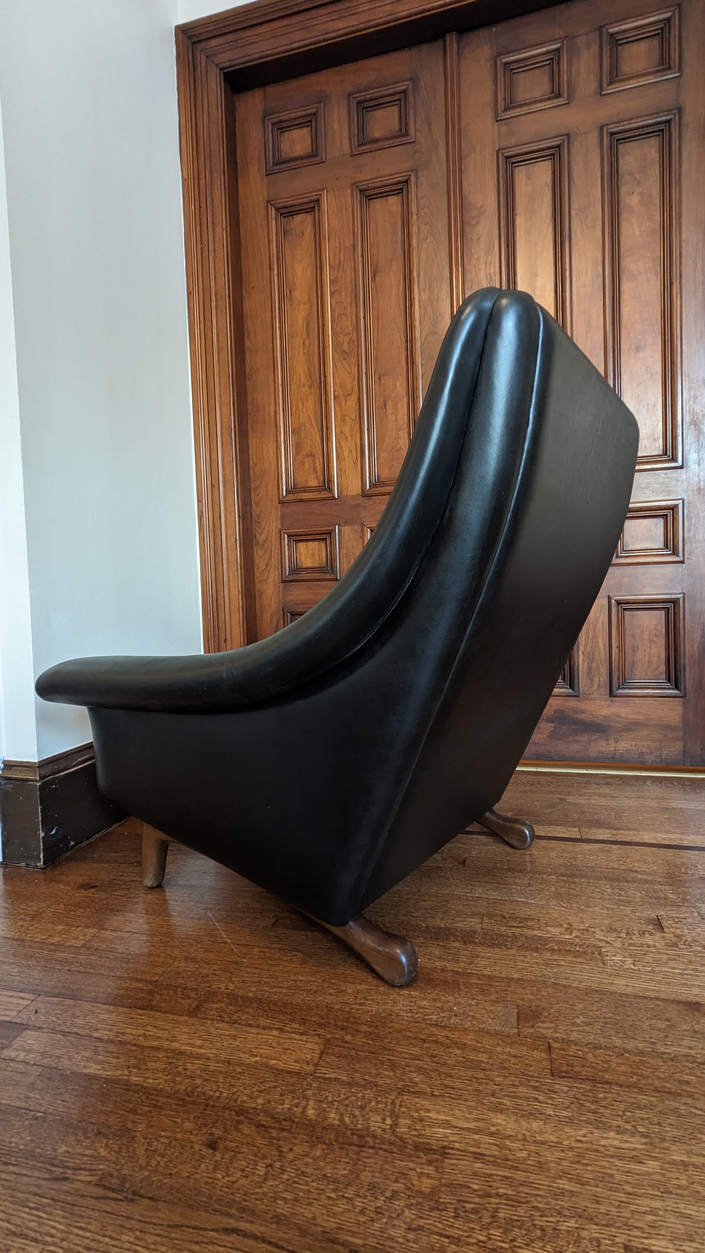 Vintage "Matador" Black Leather Armchair (1960s Danish)