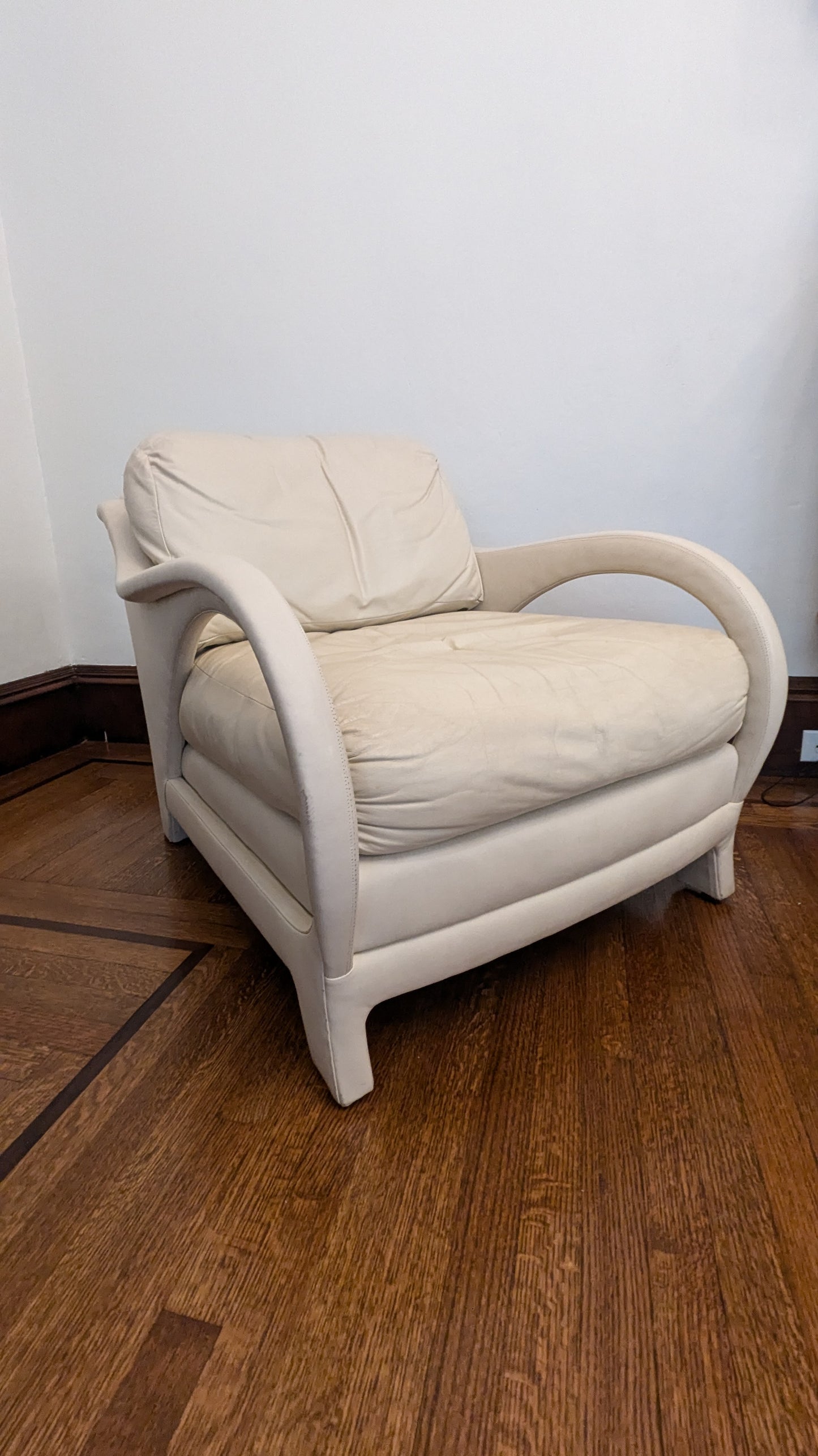 Jay Spectre "Tycoon" Chairs in Cream Leather