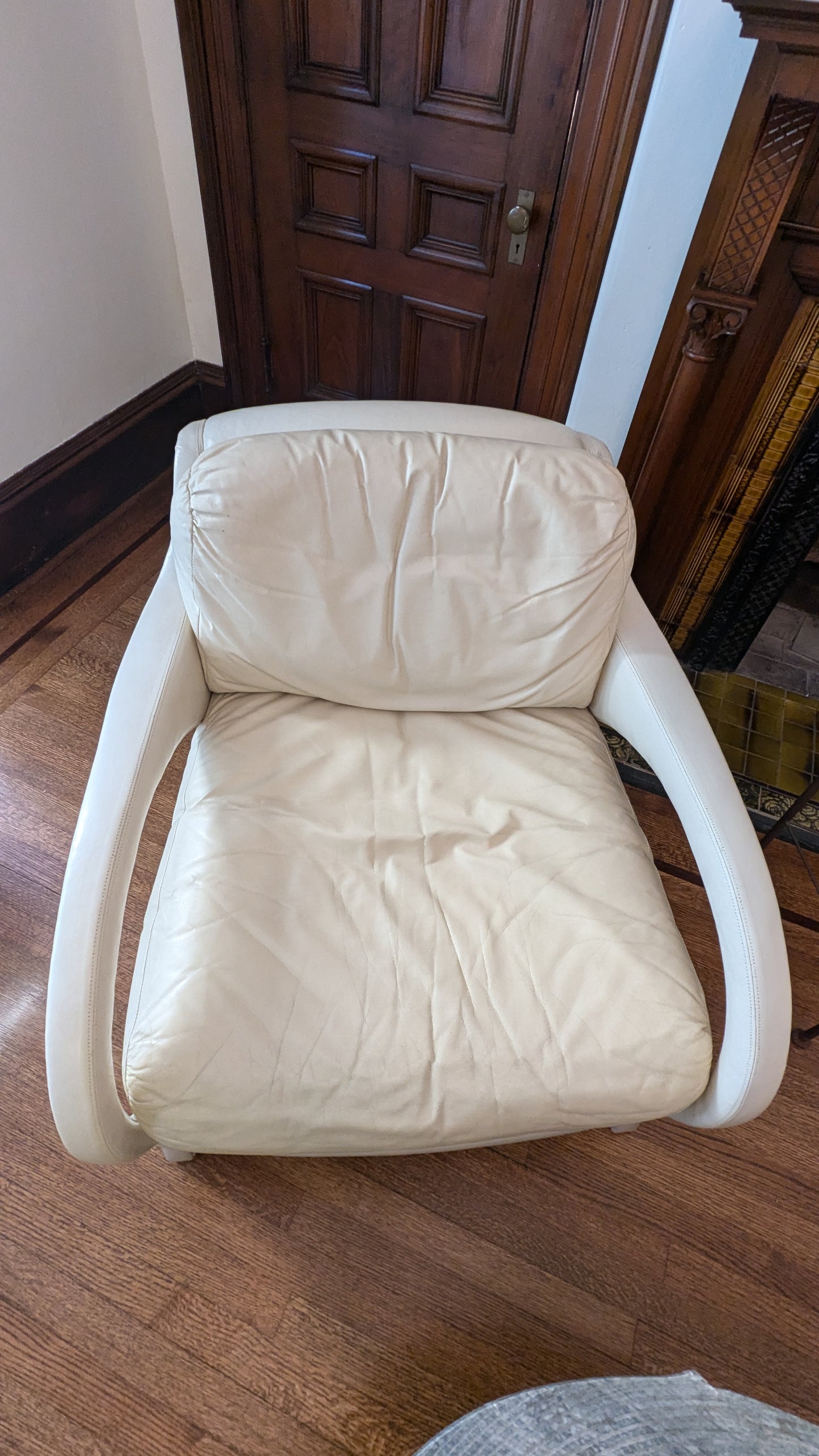 Jay Spectre "Tycoon" Chairs in Cream Leather