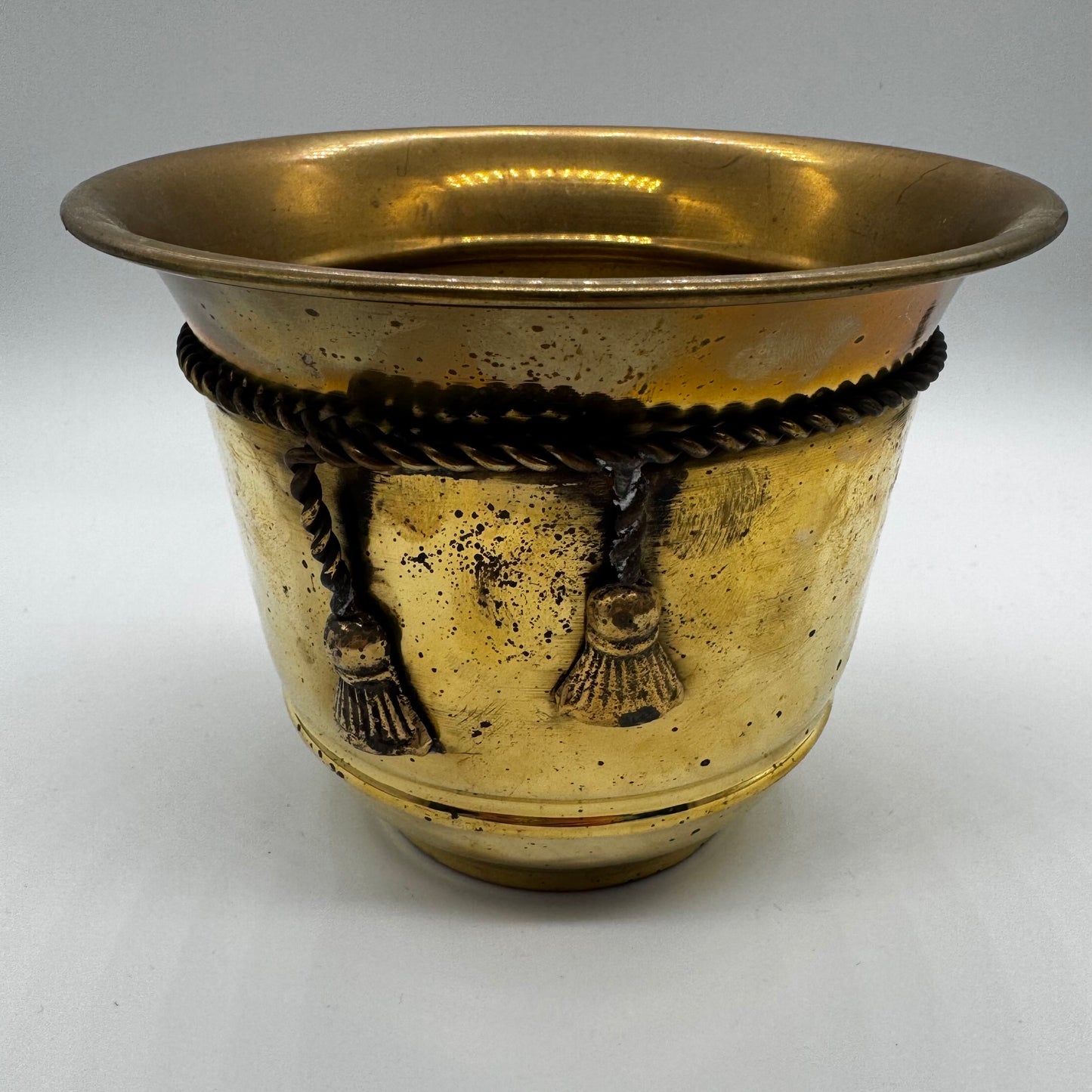 Trompe L’oeil Rope Brass Planter