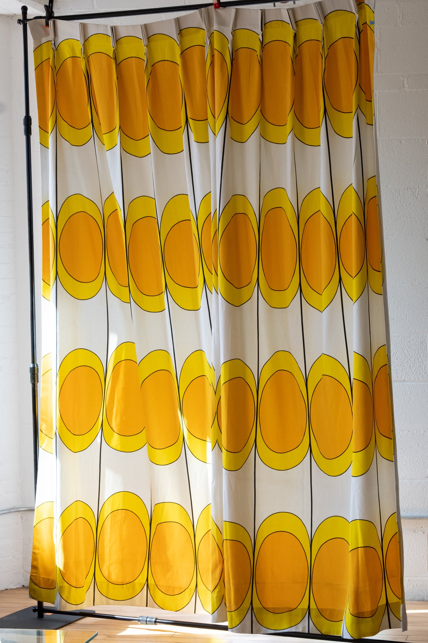 Vintage Mid Mod 'Egg' Pattern Pleated Drape Panel in Yellow/Orange