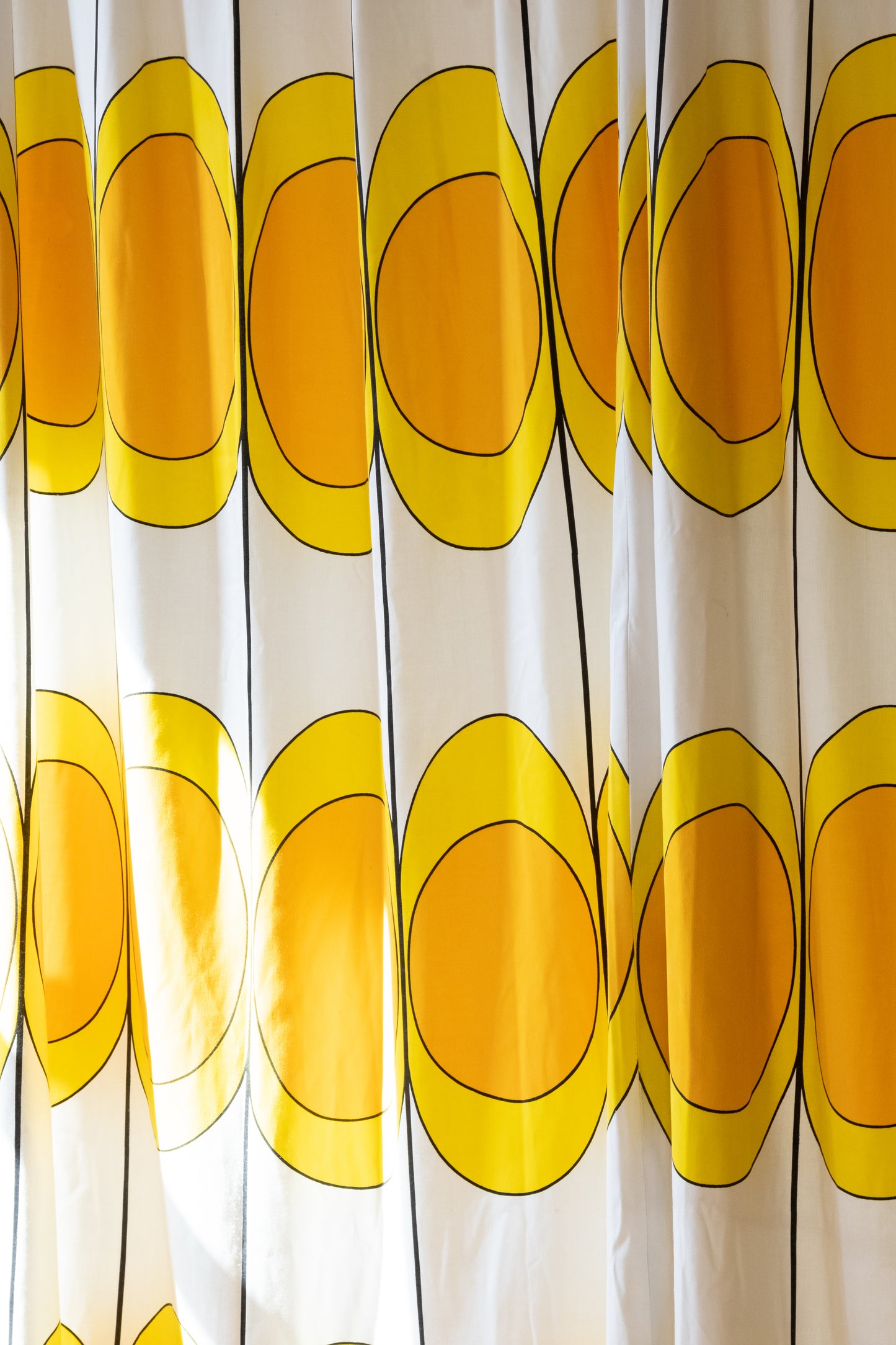 Vintage Mid Mod 'Egg' Pattern Pleated Drape Panel in Yellow/Orange