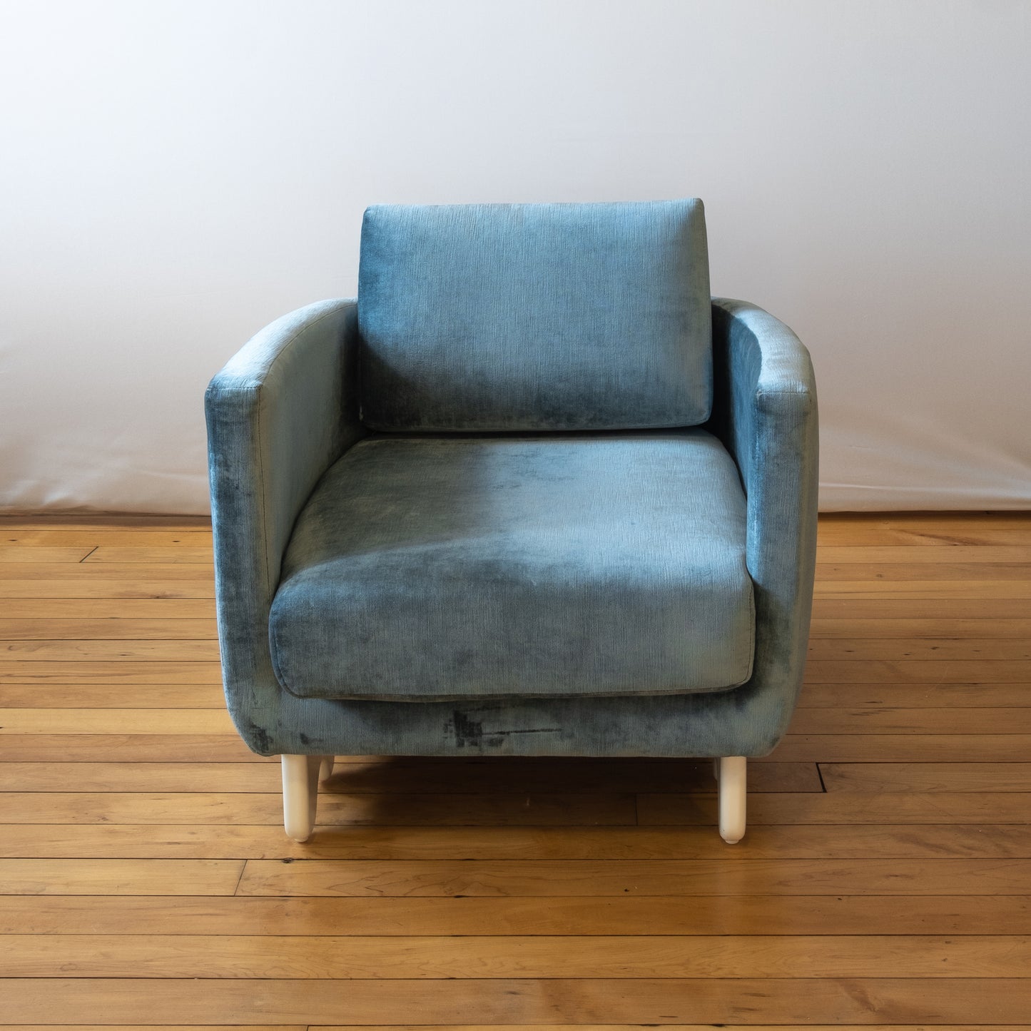 Modern Blue Velvet Wavy Base Armchair