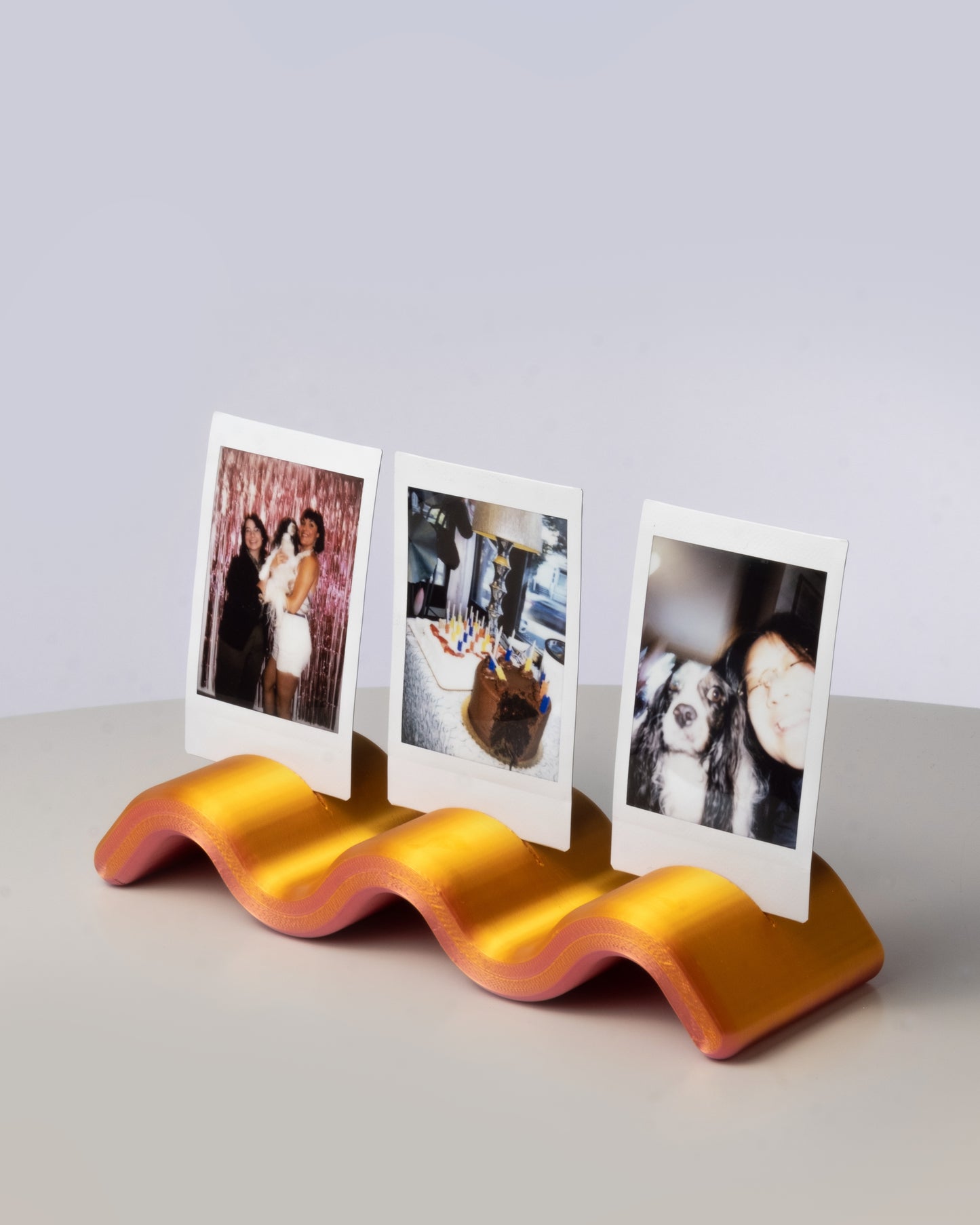 Squiggle Photo Holder [Sherbert]