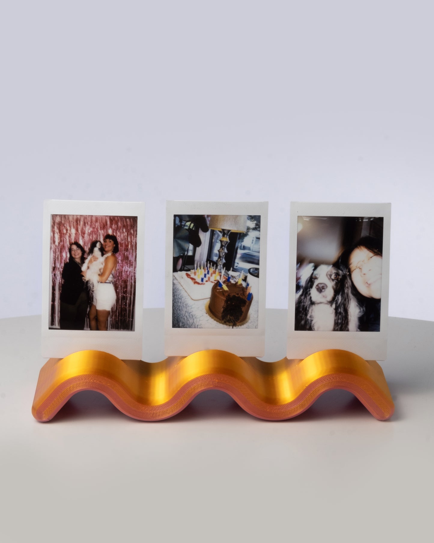 Squiggle Photo Holder [Sherbert]