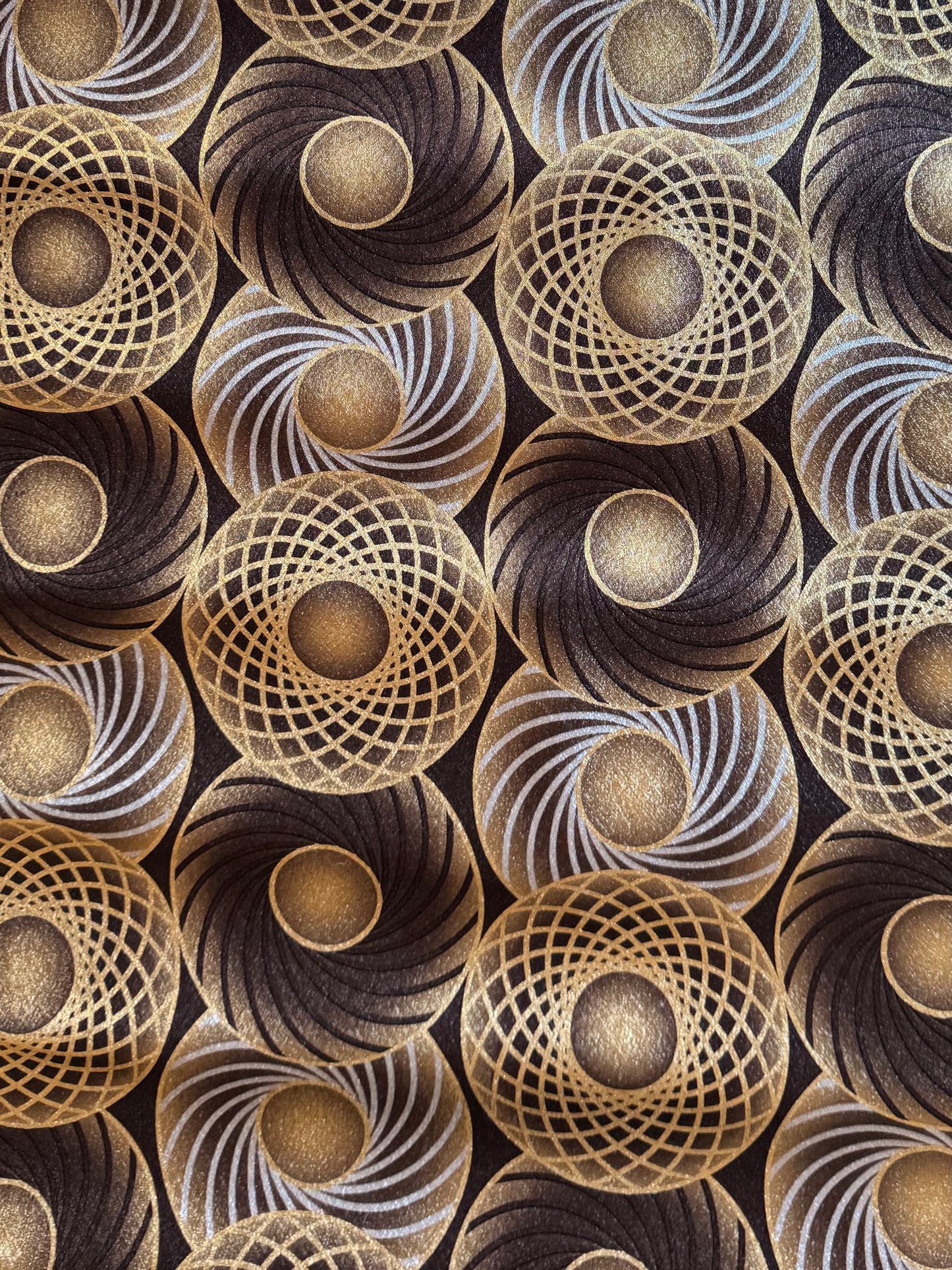 Spirograph Metallic Wallpaper