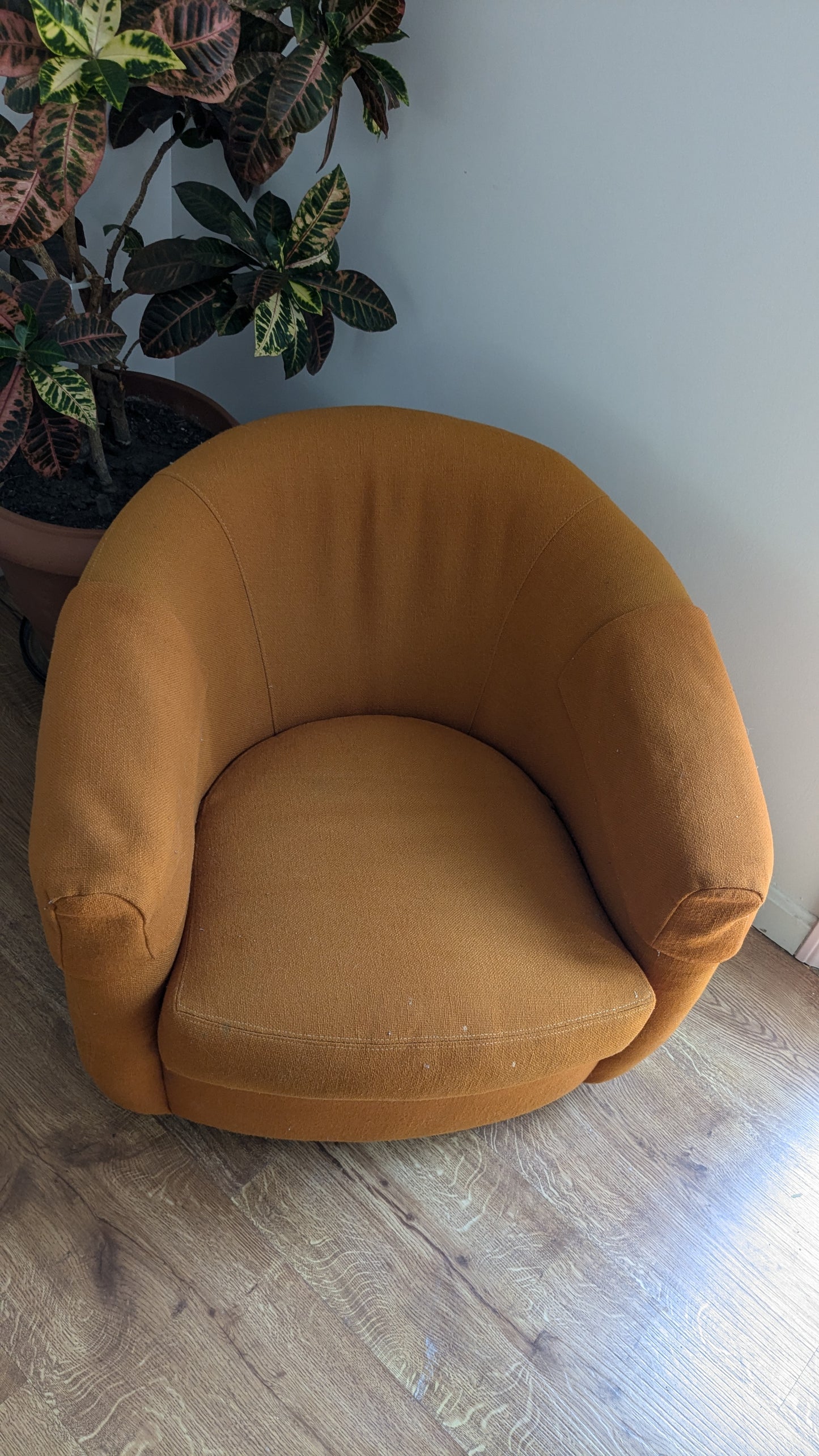 Milo Baughman for Thayer Coggin "Roxy" Swivel Chair