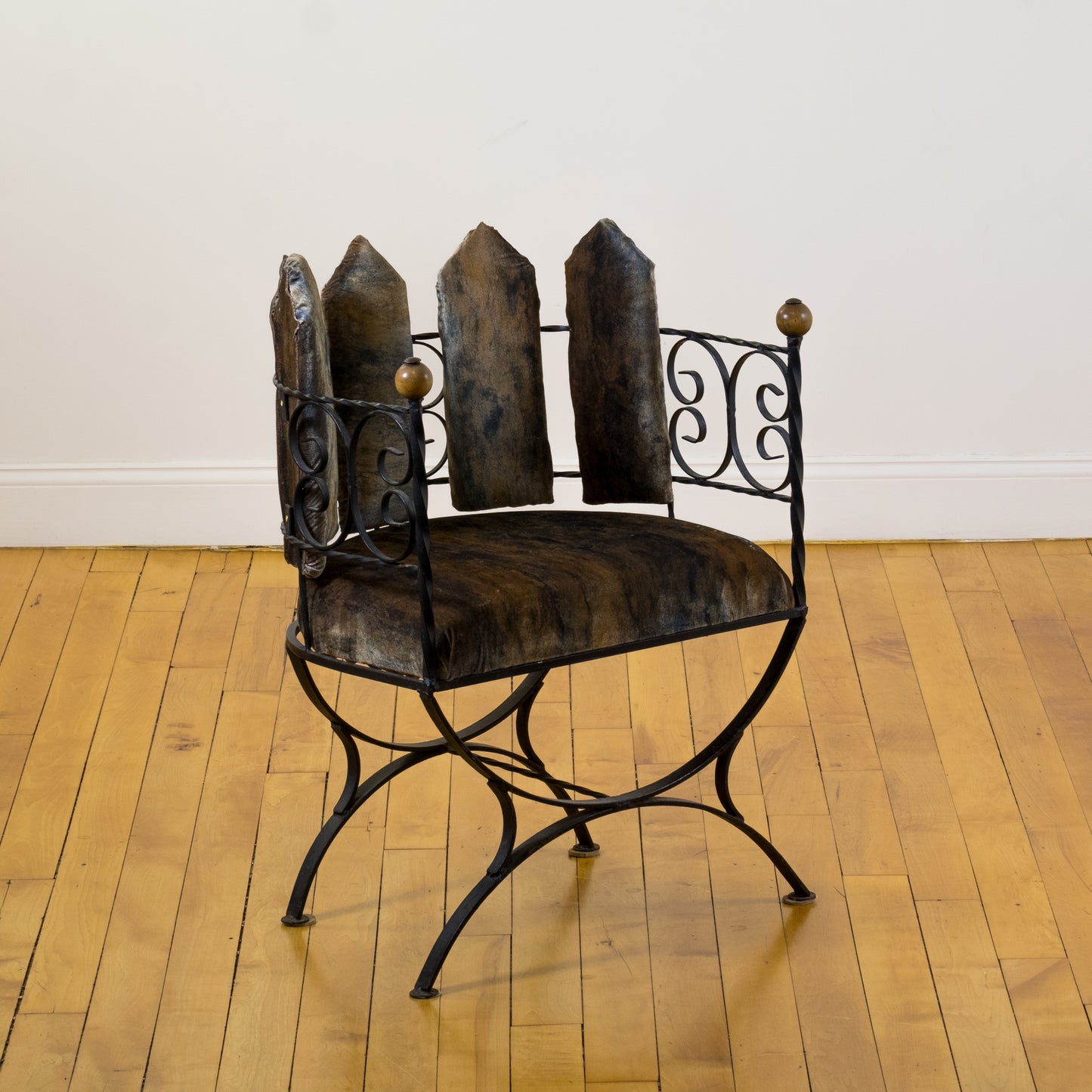 Savonarola Style Renaissance Arm Chair in the style of Giacometti
