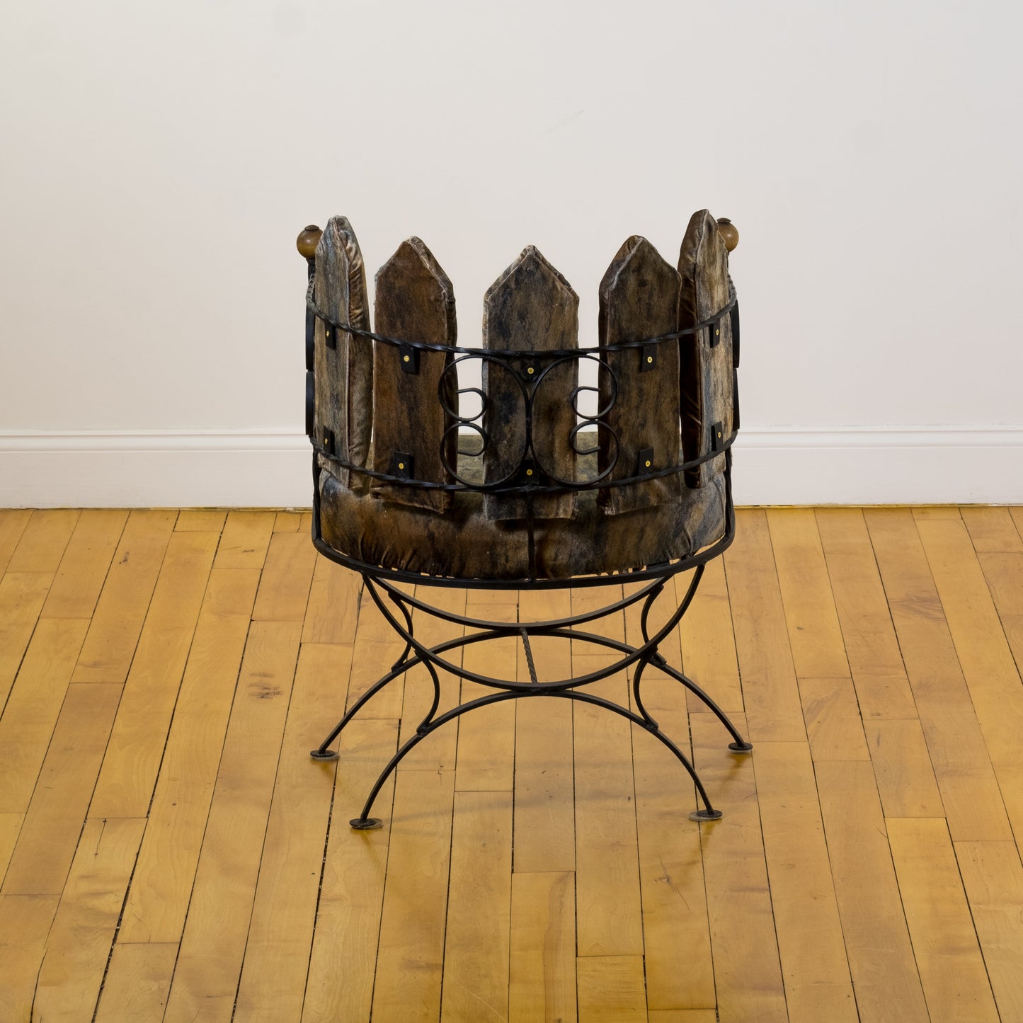 Savonarola Style Renaissance Arm Chair in the style of Giacometti