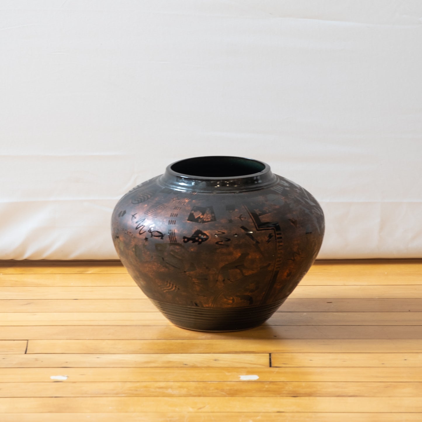 Stephan Fabrico Memphis Style Vase