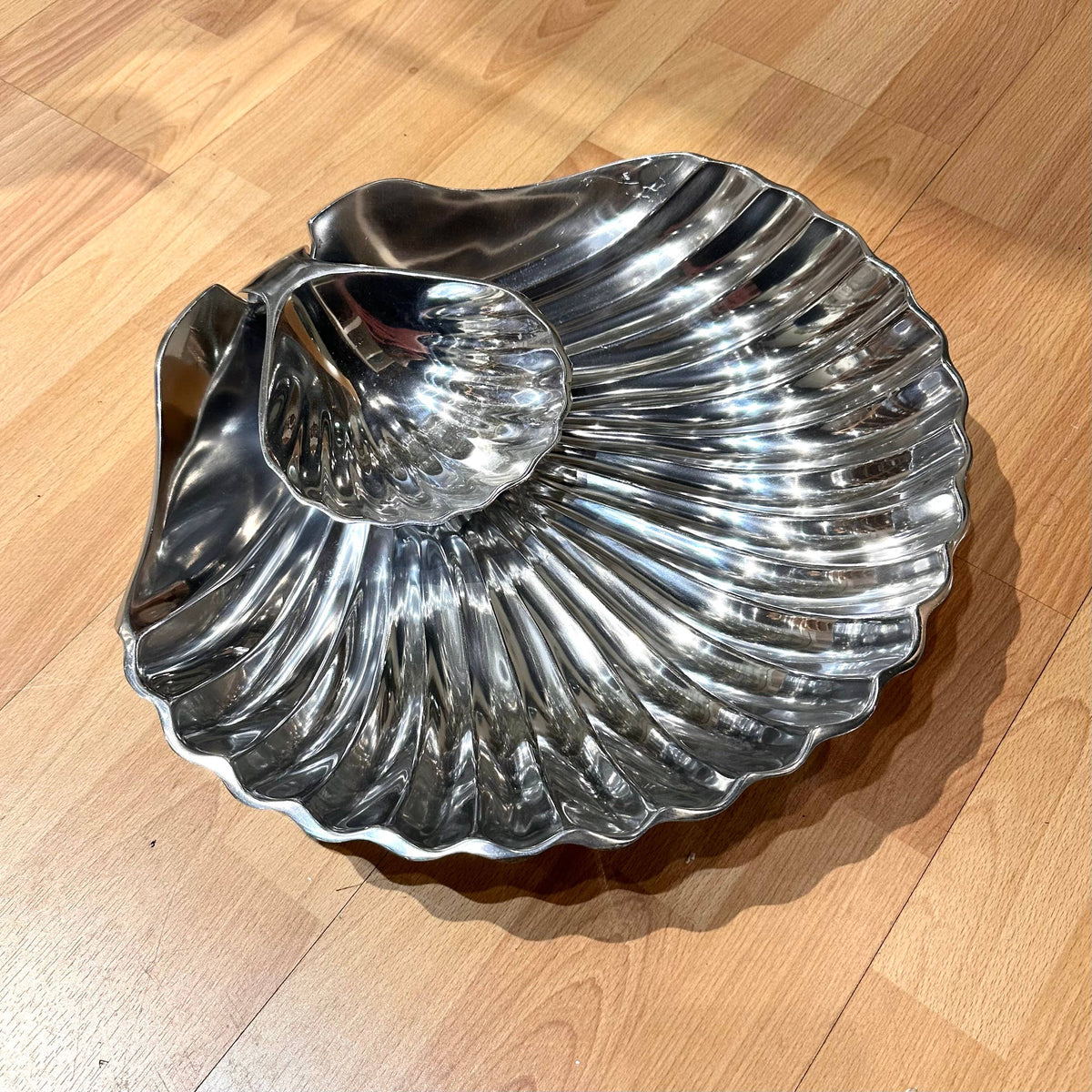 Polished Cockleshell Chip & Dip Pair
